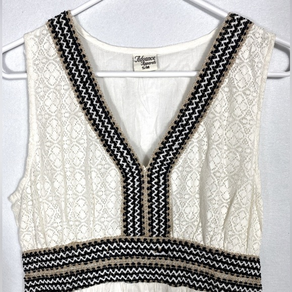 Ivory Boho Tiered Maxi Dress Eyelet Detailing 100% Cotton Made in India Size S/M - Picture 4 of 12